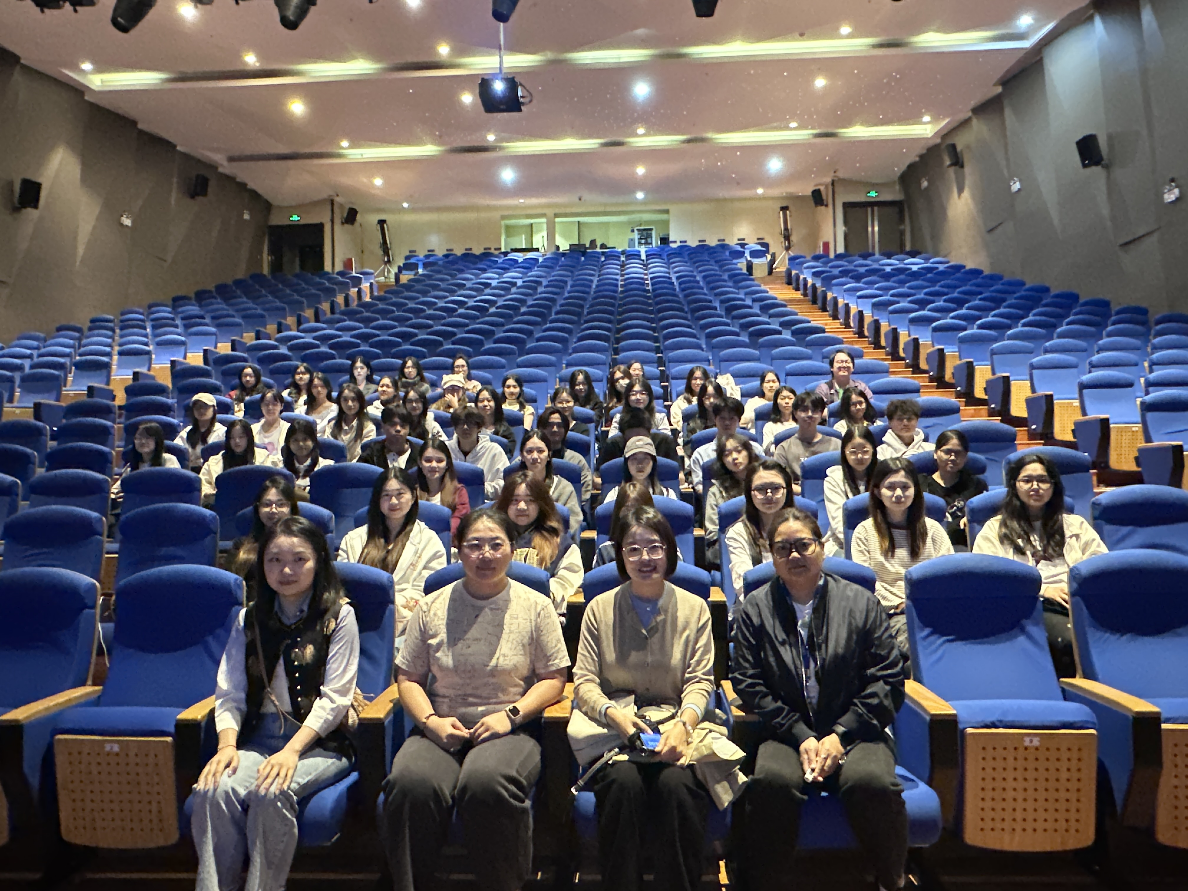 Figure 10 Zhengjia Grand Theater Outing Investigation.jpg