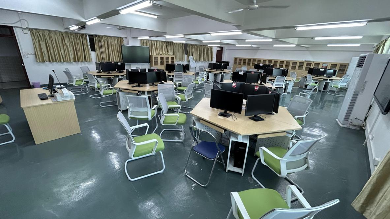 Image 3 Intelligent Finance Training Lab (C504).png