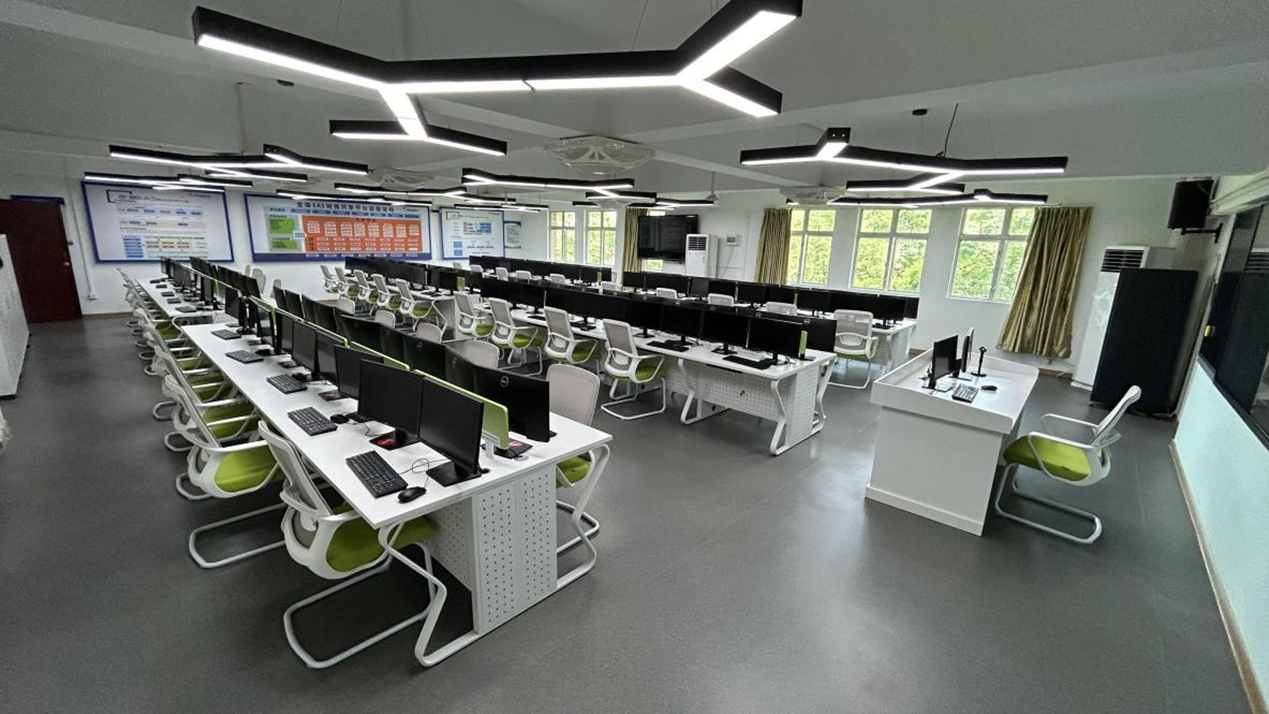 Image 6 Financial Shared Training Lab (C508).png